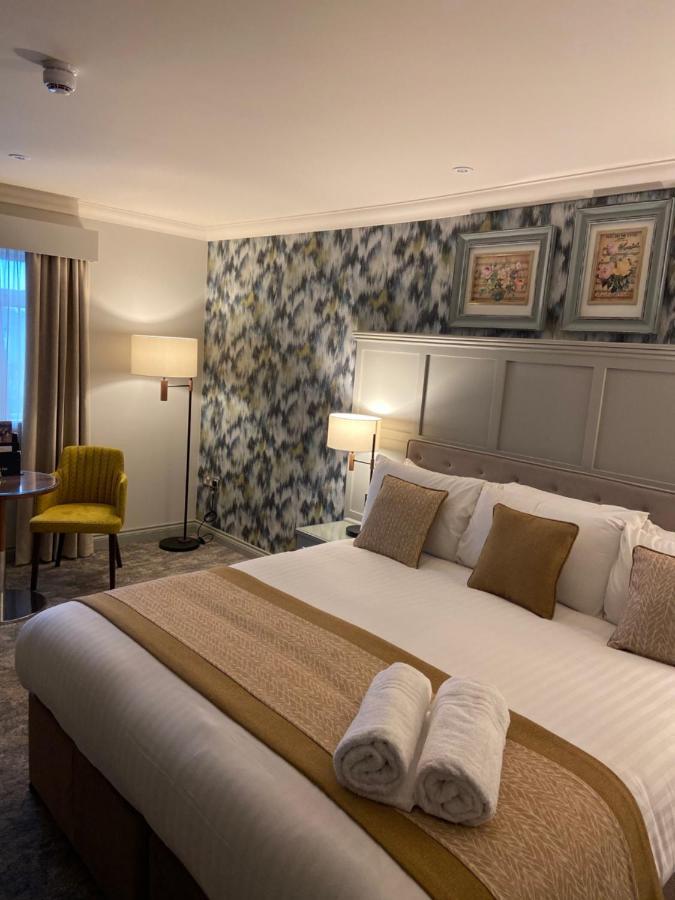 Caledonian Hotel Нюкасъл ъпон Тайн Екстериор снимка