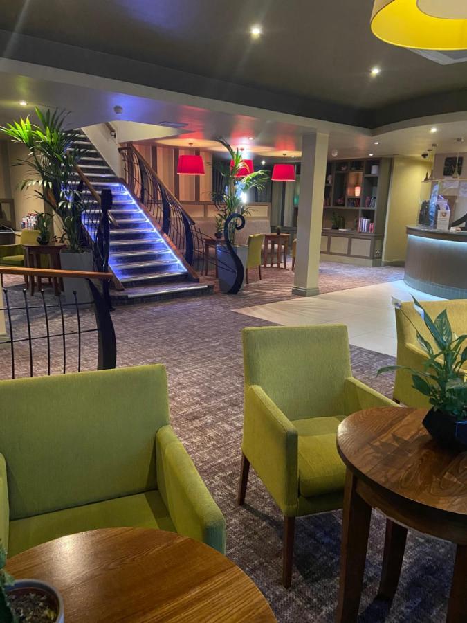 Caledonian Hotel Нюкасъл ъпон Тайн Екстериор снимка
