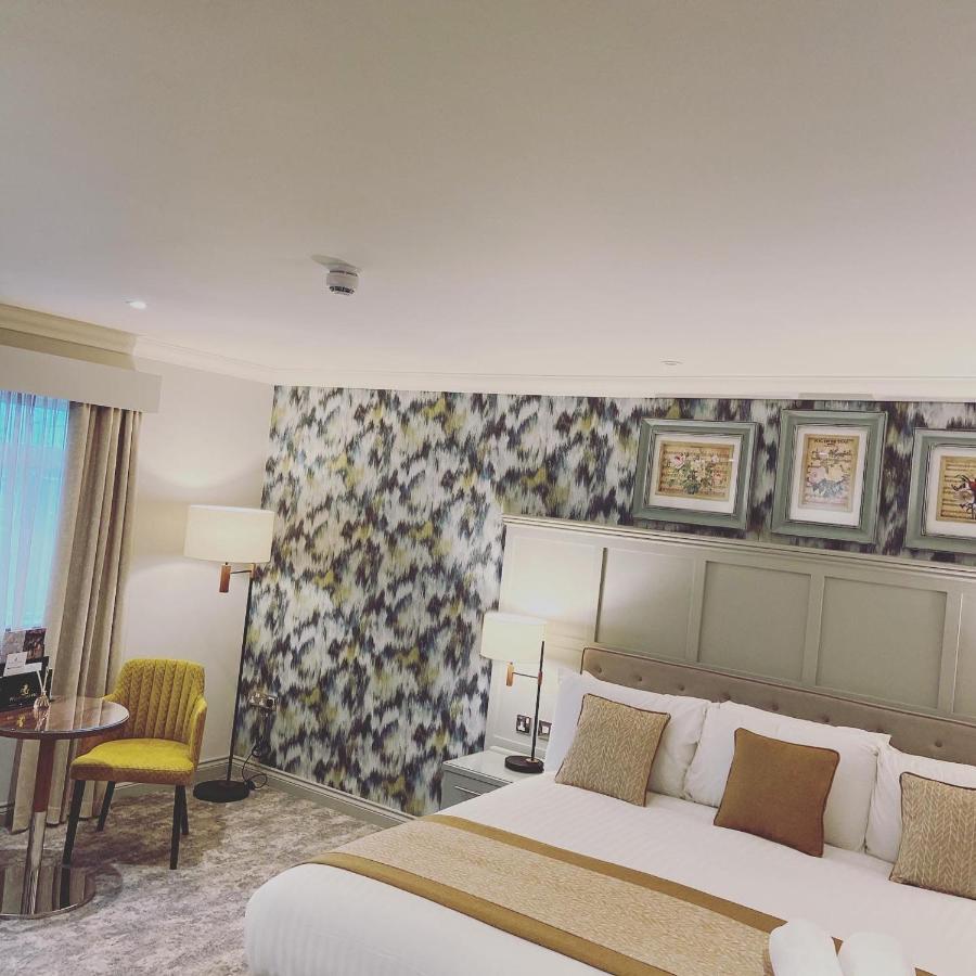 Caledonian Hotel Нюкасъл ъпон Тайн Екстериор снимка