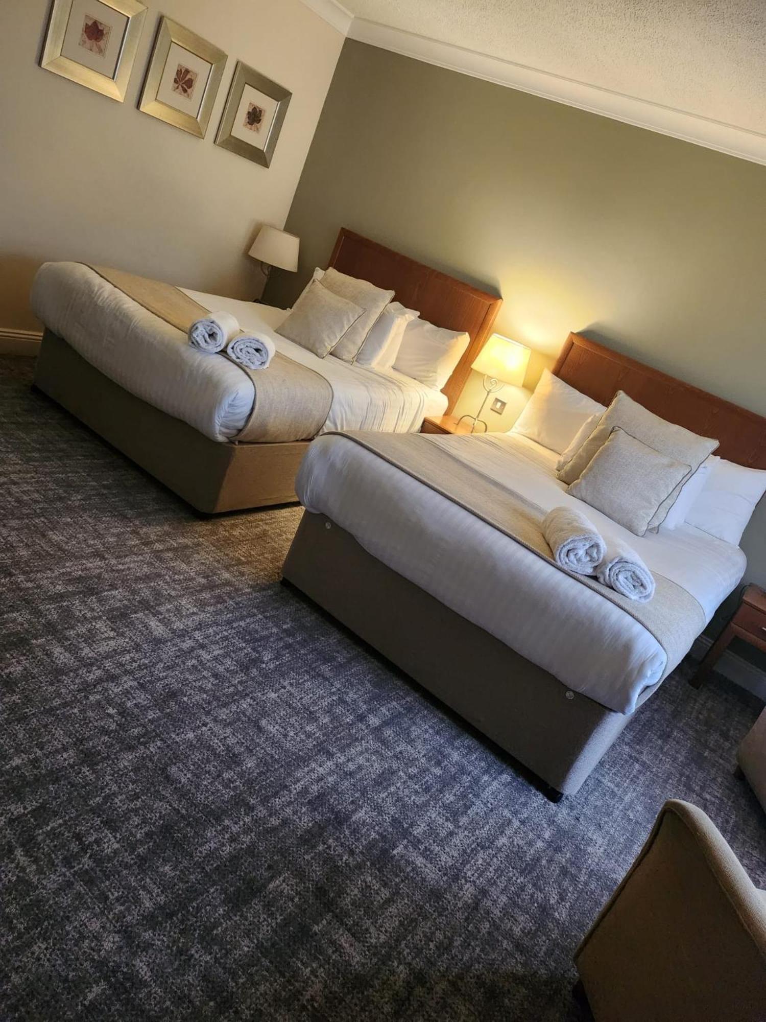 Caledonian Hotel Нюкасъл ъпон Тайн Екстериор снимка