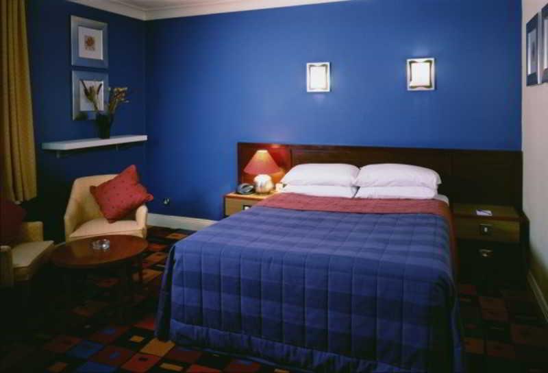 Caledonian Hotel Нюкасъл ъпон Тайн Екстериор снимка